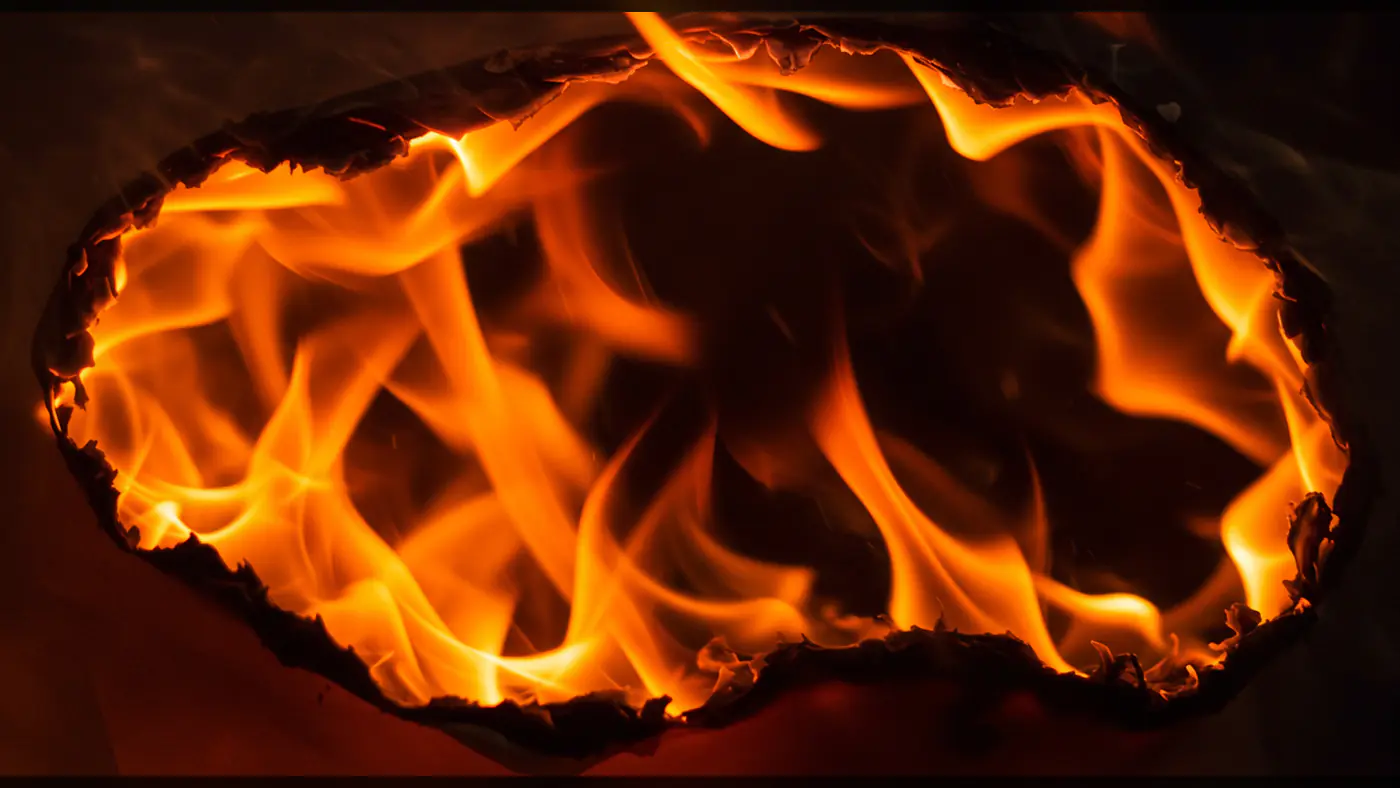 Burned Paper Flame Border Effect for Dramatic Video Transitions